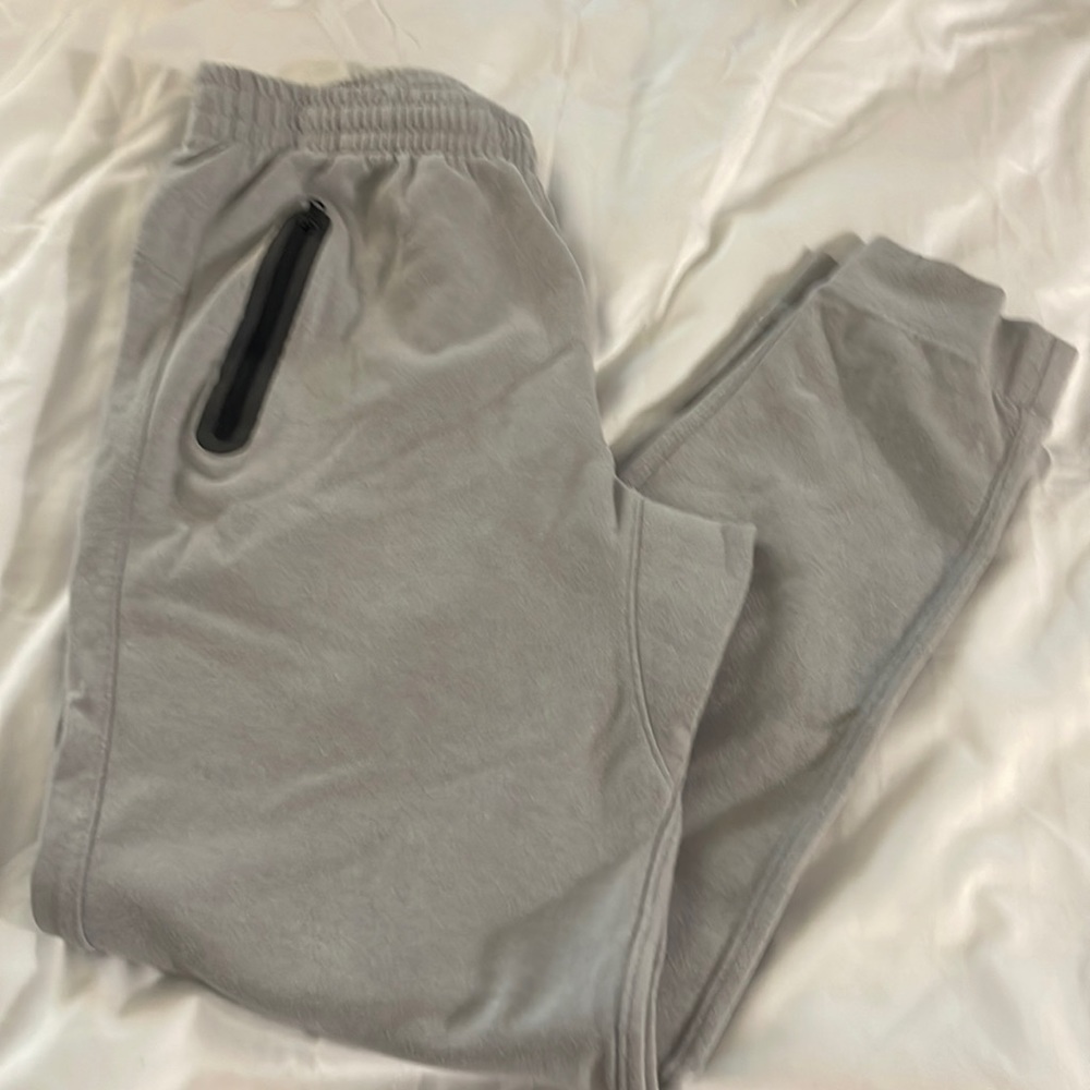 Old Navy Dynamic fleece joggers